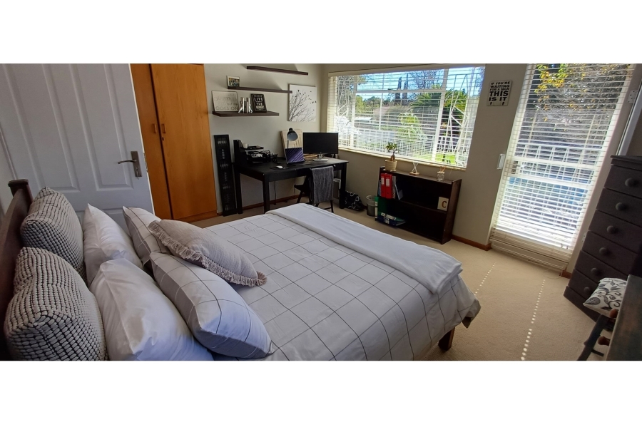 5 Bedroom Property for Sale in Jim Fouchepark Free State